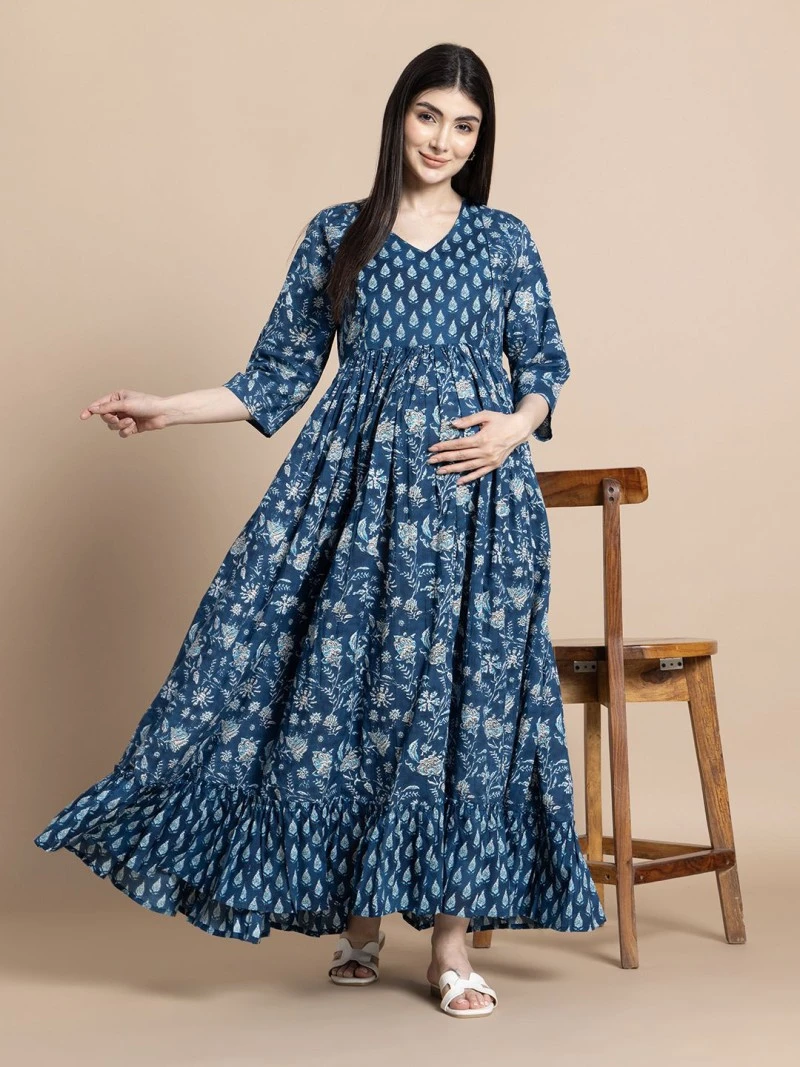 Gujari Women Ethnic Motifs Maxi Dress