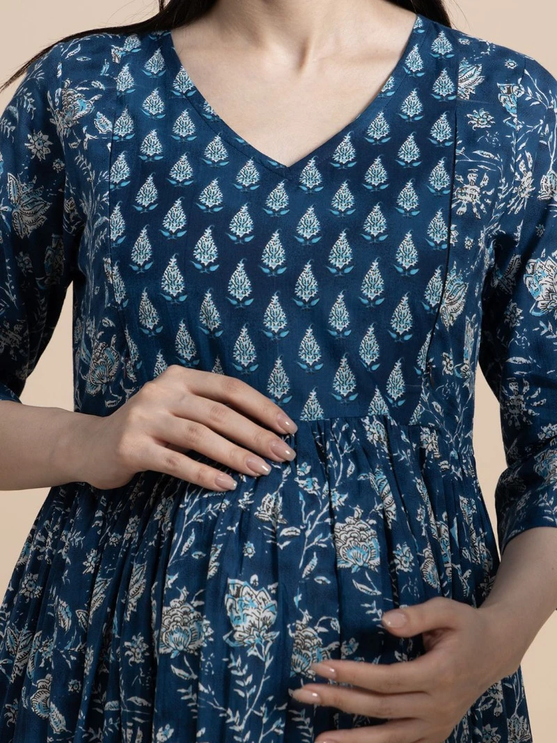 Gujari Women Ethnic Motifs Maxi Dress